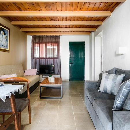 Vasilikos Garden Suites Экстерьер фото